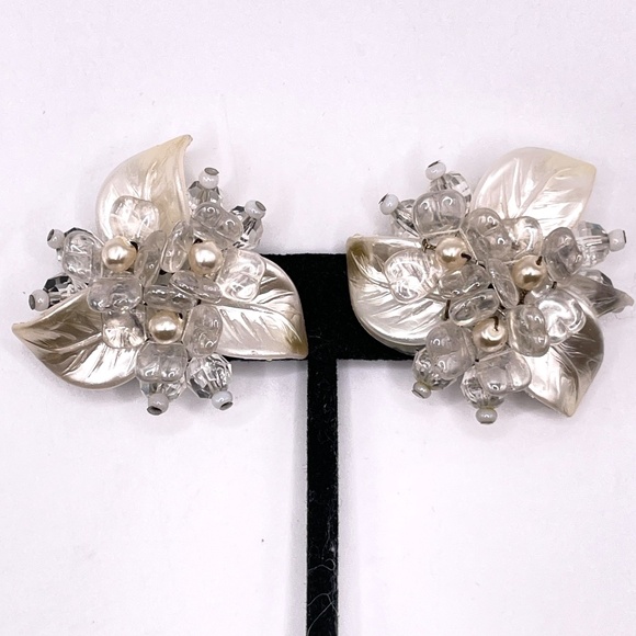 Germany Signed Vintage Lucite Lightweight Pearl Color Clip-on Earrings - Picture 1 of 10